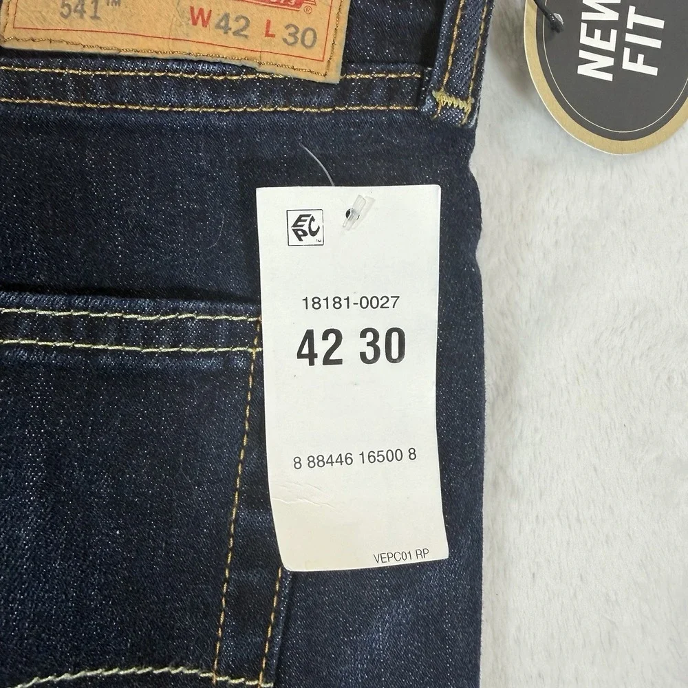 NWT Levi's 541 Athletic Fit Men's Jeans Sz 42X30 Blue Med Wash Straight Leg New